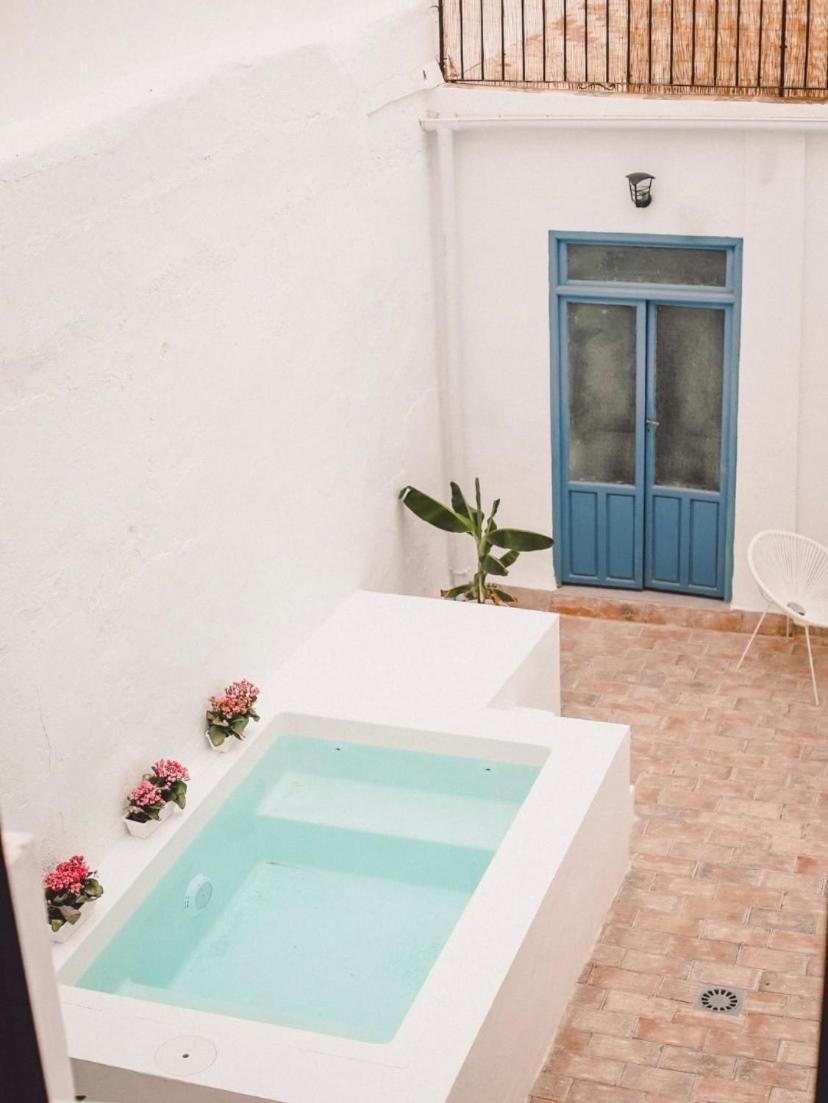 Casa Del Azucar Bed & Breakfast Мотрил Екстериор снимка